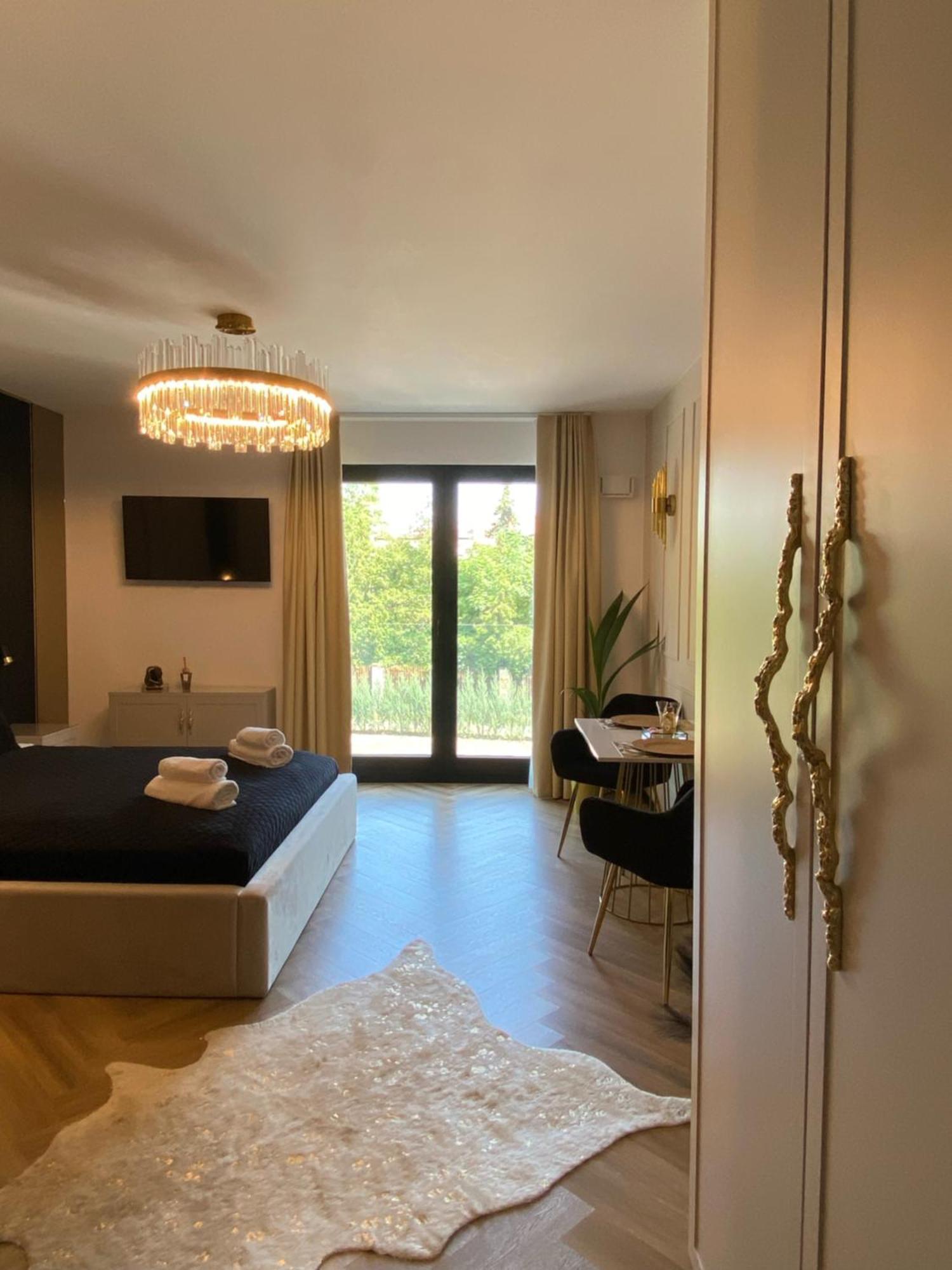 Lux Stays By Torres At K39 Krakow Ngoại thất bức ảnh