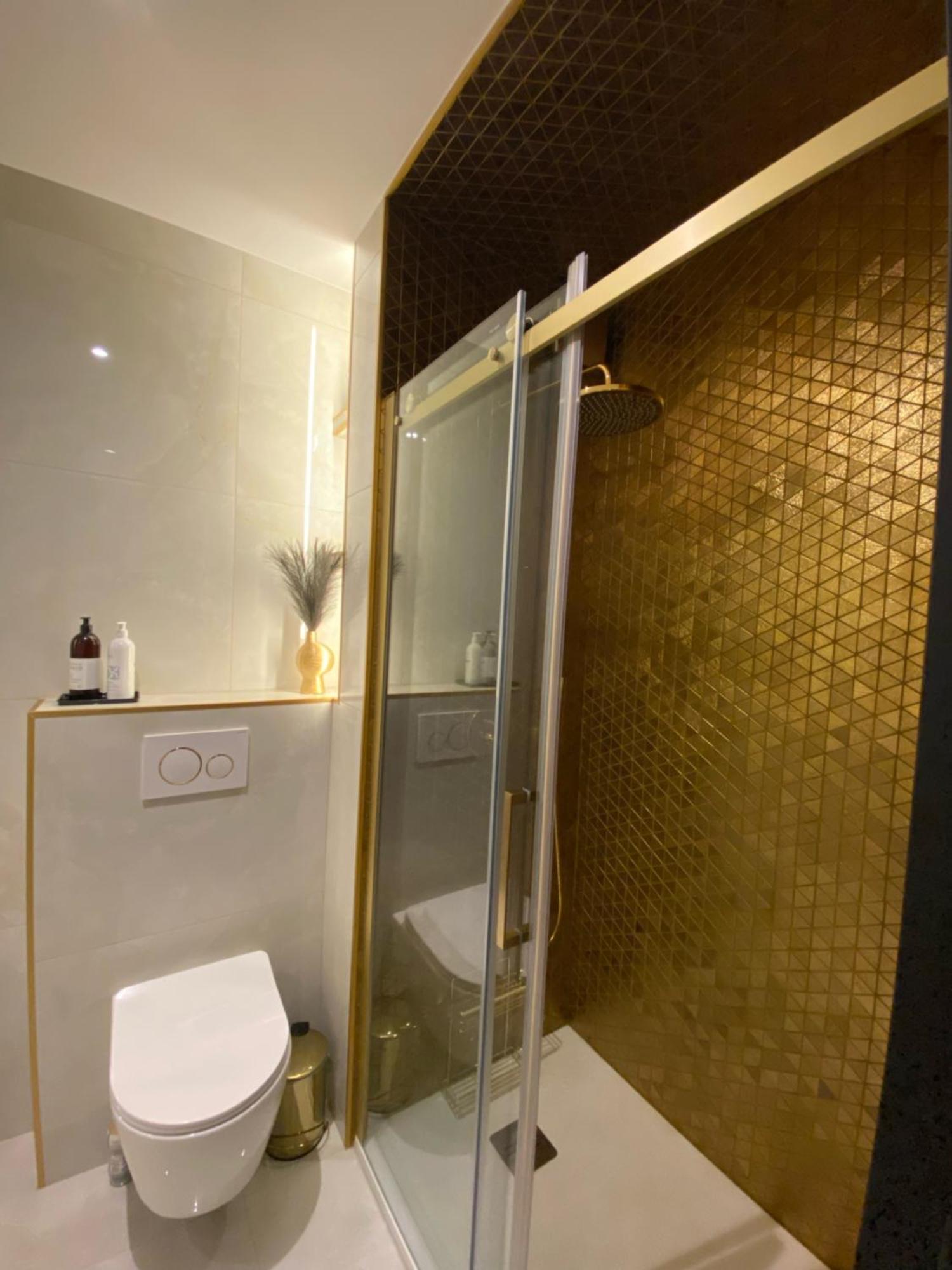 Lux Stays By Torres At K39 Krakow Ngoại thất bức ảnh