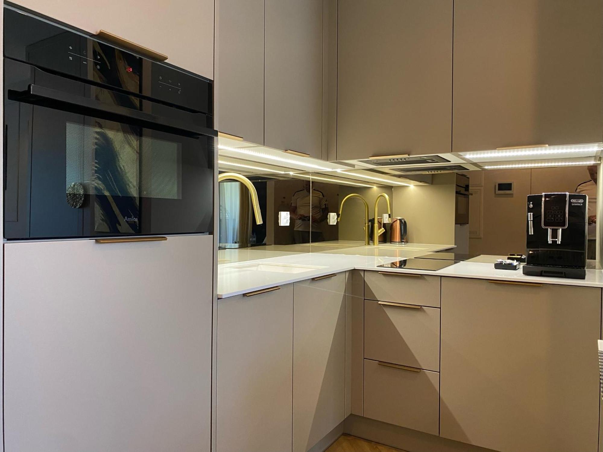 Lux Stays By Torres At K39 Krakow Ngoại thất bức ảnh