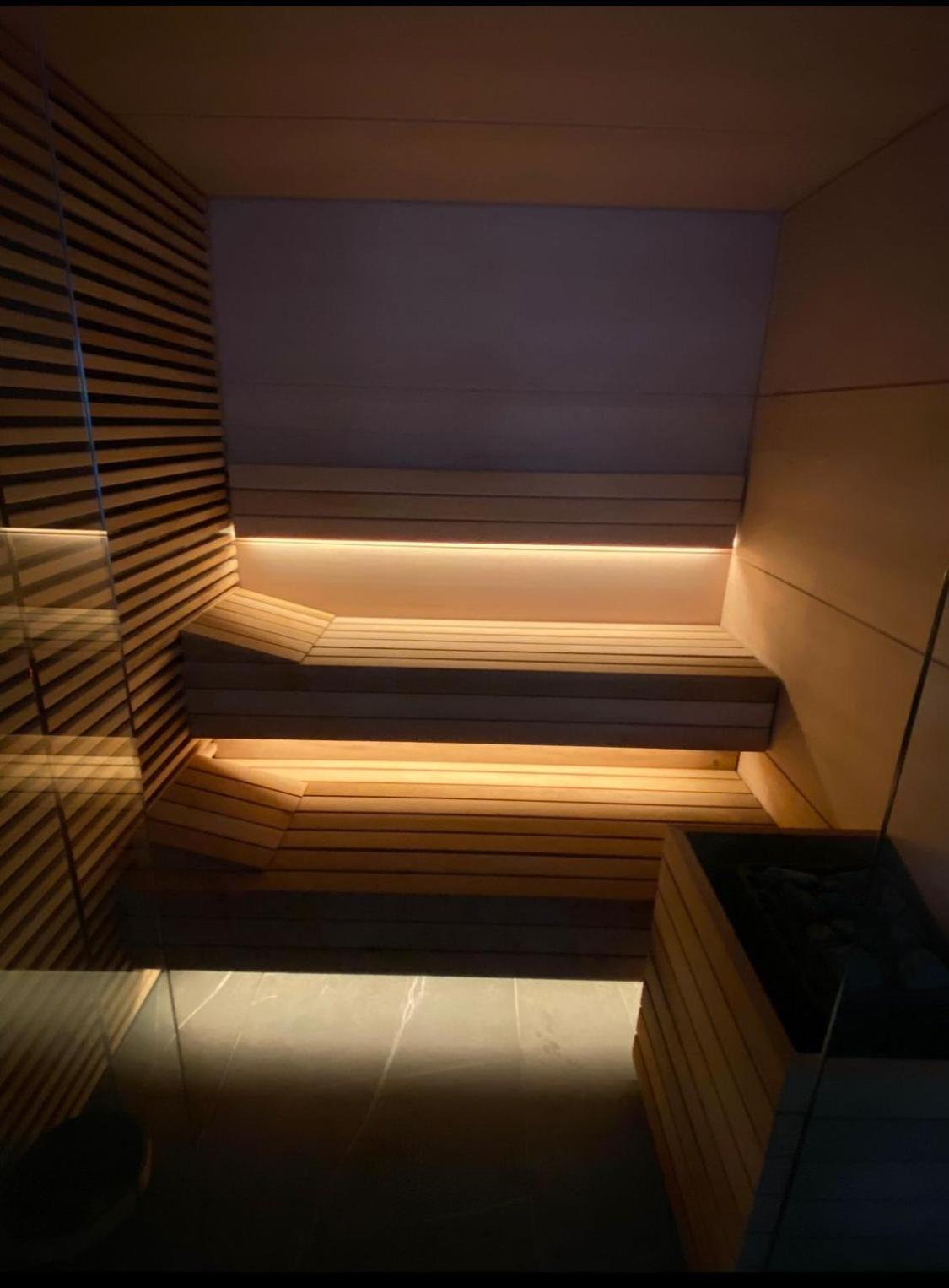 Lux Stays By Torres At K39 Krakow Ngoại thất bức ảnh